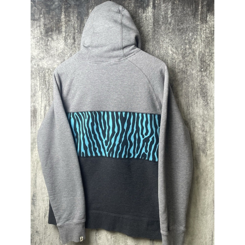 Lebron James Nike Hoodie Men Large Gray LBJ Safari Print Colorblock Fleece - Picture 8 of 9